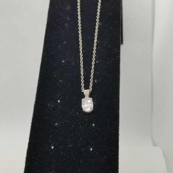 NF * Necklace w/ delicate Bracelet - Picture 6 of 9